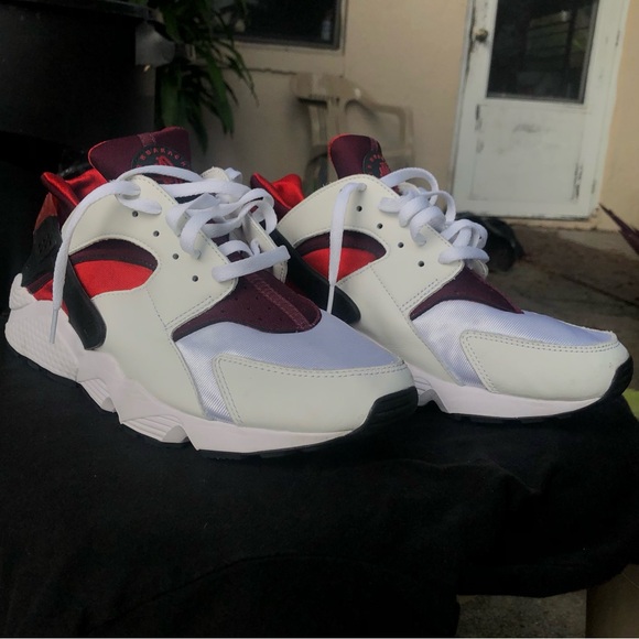 Nike Other - Nike Air Huarache 'Red Oxide' Sneakers